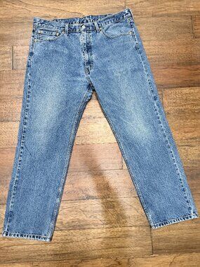 Levi’s 505 Regular Fit Jeans Men’s W40 L30 Medium Wash Straight Leg 100% Cotton